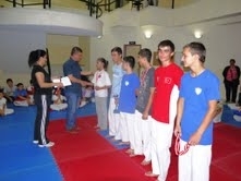Balıkesir’in Edremit Halk Eğitim Merkezi (EHEM) Taekwando kurslarında eğitim gören