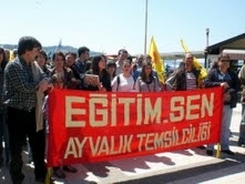 AYVALIK’TA EĞİTİM VE BİLİM EMEKÇİLERİ 21 ARALIK’TA GREVDE Balıkesir’in Ayvalık ilçesinde, 21 Aralık’ta ülke genelinde yapılacak bir günlük