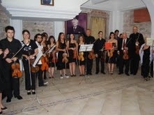 Balıkesir’in Ayvalık ilçesindeki Uluslar arası Müzik Akademisi (AIMA)’nin yaz dönemine