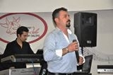 NOTALARA SES VEREN MÜZİSYENLERİN YAŞAM ÖYKÜLERİ Havran’da 13 yıldır düğünlerde etkinlerde sahneye çıkan Piyanist Kenan Tan’ın