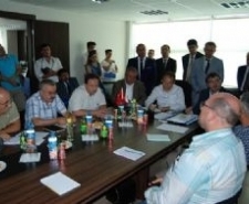  Balıkesir’in Edremit Belediyesi, bölgenin tanıtımına katkı sağlamak amacıyla Yunanca içerikli