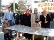 AK PARTİLİ GENÇLERDEN AŞURE HAYIRI Balıkesir’in Burhaniye ilçesinde, Adalet ve Kalkınma Partisi (AK Parti)