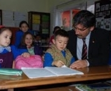 Okullar kapandı ve çocuklar 15 günlük bir tatile başladılar. Kimi