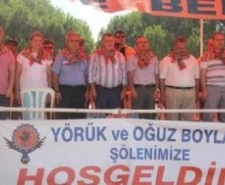 1. YÖRÜK ŞENLİĞİ YARGITAY BAŞKANI’NIN KATILIMIYLA GERÇEKLEŞTİ Burhaniye’nin Kızıklı Mahallesi bu yıl ilki düzenlenen Yörük Şenliği ile