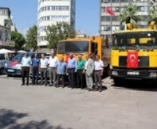 Balıkesir’in Burhaniye ilçesinde, İl Özel İdare Şantiye Şefliği’ni ziyaret eden