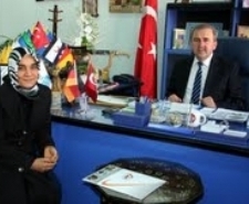 BAŞKAN KILIÇ’TAN TOKİ’YE AĞAÇLANDIRMA Balıkesir’in Edremit TOKİ evleri sakinleri adına Site Yönetim Müdürü Asya
