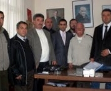 MHP AYVALIK İLÇE YÖNETİMİ İSTİFA ETTİ Milliyetçi Hareket Partisi (MHP) Balıkesir’in Ayvalık ilçe yönetimi, ani