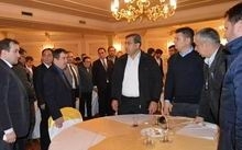 AK PARTİ EDREMİT, DANIŞMA MECLİSİNDE TEK YÜREK OLDU Toplantıya katılan MKYK Üyesi ve Balıkesir Milletvekili Ali Aydınlıoğlu, terör