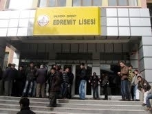 Milli Eğitim Bakanlığı’nın bünyesinde yapılan “Motorlu Taşıt Sürücü Adayları Test