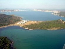 Balıkesir’in Ayvalık ilçesinde, aralarında Şeytan Sofrası’nın da bulunduğu 22 adayı