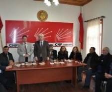 Edremit Belediye Başkanı Kamil Saka, CHP Edremit İlçe Başkanı Enver