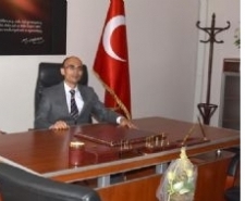 BALIKESİR ÜNİVERSİTESİ ALTINOLUK MYO’DA GÖREV DEĞİŞİMİ Balıkesir Üniversitesi Altınoluk Meslek Yüksek Okulu’nda görev değişimi yaşandı.
