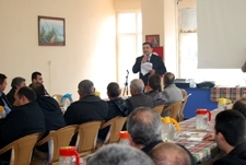 "GÜMBÜR GÜMBÜR GELİYORUZ"