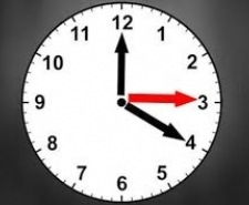 SAATLERİNİZİ BU GECE GERİ ALMAYI UNUTMAYIN Yazdan çıkıp kışa girdiğimiz şu dönemde, saatler bir saat geri
