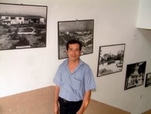 Balıkesir’in Burhaniye ilçesinde, eski fotoğraflar İlçe Halk Kütüphanesi’nin süsü oldu.