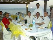 EDREMİT’TE 25 YILINI DOLDURAN USTALARA ŞİLT EDREMİT’TE 25 YILINI DOLDURAN USTALARA ŞİLT– Balıkesir’in Edremit ilçesi Oto
