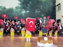 Balıkesir’in Burhaniye ilçesinde, Bahçeşehir Körfez Koleji birinci sınıfına giden öğrenciler