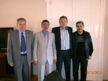  Balıkesir’in Ayvalık ilçesinde Şahmeran ve bakır ustası Hasan Özcan tarafından
