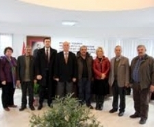 CHP BURHANİYE İLÇE YÖNETİMİNDEN BAŞKAN AKOVA’YA ZİYARET Balıkesir’in Burhaniye ilçesinde, Cumhuriyet Halk Partisi (CHP) Burhaniye İlçe Başkanı