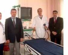 Burhaniye’de iki ay önce Devlet Hastanesi Baştabipliğine atanan Uzm. Dr.