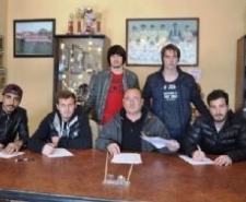 AYVALIKGÜCÜ BELEDİYESPORA 5 TRANSFER Spor Toto 3. Lig, 3. Grupta puan mücadelesi veren Ayvalıkgücü