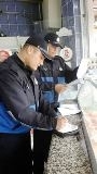 Edremit Belediyesi Zabıta ekipleri tarafından iş yerlerine ruhsat kontrolü yapıldı.