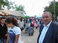 Yaz sezonunun başlamasıyla birlikte bazı belde ve köylere kurulan panayırlar,