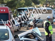 Havran ilçesinde buzlanma sebebiyle kontrolden çıkarak otobüse çarpan otomobilde 2