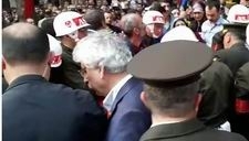 CHP BALIKESİR MİLLETVEKİLİNE ŞEHİT CENAZESİNDE YUMRUK HASTANEDEN DARP RAPORU ALAN MİLLETVEKİLİ MEHMET TÜM, YUMRUK ATAN KİŞİDEN