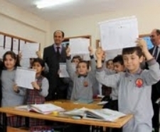 Edremit ilçesinde, 2012-2013 eğitim-öğretim yılının ilk dönemi sona ererken, 21