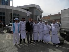 AŞÇILARDAN ŞEHİTLERİN RUHUNA HAYIR Aşçılardan Şehitlerin ruhuna pilav hayrı Kısa bir süre önce kurulan