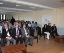 Balıkesir’in Burhaniye ilçesinde, Balıkesir Üniversitesi Meslek Yüksek Okulu’nda düzenlenen Kişisel