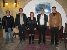 BURHANİYE’DE TURİZM DERNEĞİNE YENİ YÖNETİM Balıkesir’in Burhaniye ilçesinde, Turizm Derneğinin geçtiğimiz gün yapılan genel kurulu