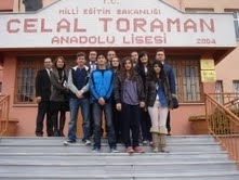 Balıkesir’in Burhaniye ilçesinde, Celal Toraman Anadolu Lisesi’nde sınavlarda çalınan müzik
