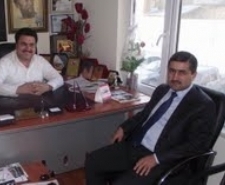 AYVALIK’TA AK GENÇLİK VE AK KADINLAR YENİDEN YAPILANDI Balıkesir’in Ayvalık ilçesinde, Adalet ve Kalkınma Partisi (AK Parti) İlçe