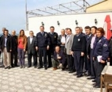 Balıkesir’in Edremit İlçe Emniyet Müdürü Nadi Ünver, düzenlediği basın toplantısında