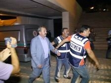 SABAH SAATLERİNDE SAVCILIK TARAFINDAN MAHKEMEYE SEVK EDİLEN BAŞKAN KILÇ, OĞLU