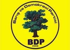 BDP’NİN EDREMİT KONSERİ ERTELENDİ Barış ve Demokrasi Partisi (BDP) Balıkesir’in