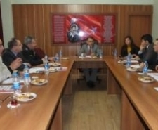 BURHANİYE’DE HAYAT BOYU ÖĞRENME TOPLANTISI YAPILDI Balıkesir’in Burhaniye ilçesinde, Kaymakam Osman Yenidoğan’ın başkanlığında Hayat Boyu Öğrenme