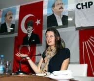 AYVALIK’TA DENİZ KARIN DOYURUYOR Balıkesir’in Ayvalık ilçesinde ekonomik kriz ve işsizliğin çözümünü zeytinlik