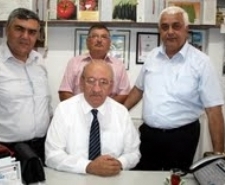 YAĞMURLAR ÇİFTÇİYİ SEVİNDİRDİ Son günlerde ülkeyi etkisi altına alan sağanak yağışlar, Balıkesir’in Edremit