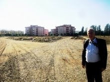 BURHANİYE’NİN TOKİ KONUTLARINDA YOL MÜJDESİ Balıkesir’in Burhaniye ilçesinde, Toki konutlarından sahile yeni bir yol açıyor.