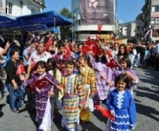 Edremit’in düşman işgalinden kurtuluşunun 93. Yıldönümü Cumhuriyet Meydanı’nda düzenlenecek törenler