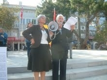 BURHANİYE’DE EMEKLİLERDEN PROMOSYON ELEŞTİRİSİ Balıkesir’in Burhaniye ilçesinde, DİSK Tüm Emekli Sen Burhaniye Şubesi, Cumhuriyet