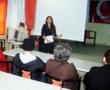 BURHANİYE’DE DERSİN KONUSU AİLE OLMAK Balıkesir’in Burhaniye ilçesinde, Ayşe Akpınar Kız Teknik ve Meslek Lisesi’nde