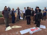 CHP STANDINA SALDIRI CHP'nin seçim standına kimliği belirsiz kişi ya da kişiler tarafından