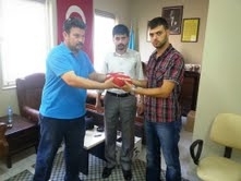 AYVALIK ÜLKÜ OCAKLARI’NDA BAYRAK YİNE GÜLKOKAN’DA Balıkesir’in Ayvalık ilçesinde, Ülkü Ocaklarının üç yıldan bu yana başkanlığını