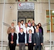 BURHANİYE’DE SAĞLIKÇILARA HUZURLU ÇALIŞMA MEKANI Balıkesir’in Burhaniye ilçesinde, Toplum Sağlığı Merkezi’nde başlatılan restorasyon çalışmaları tamamlanırken,