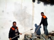 BURHANİYEDE KÖYLER BEYAZA BOYANIYOR Balıkesir’in Burhaniye ilçesinde, ‘Her Köye Bir İşsiz’ projesi ile köylere