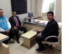 GÖMEÇ KAYMAKAMI YAVUZ’DAN DEVLET HASTANESİNE ZİYARET Balıkesir’in Gömeç ilçesinde, Gömeç’in başarılı Kaymakamı Naif Yavuz, Gömeç Devlet